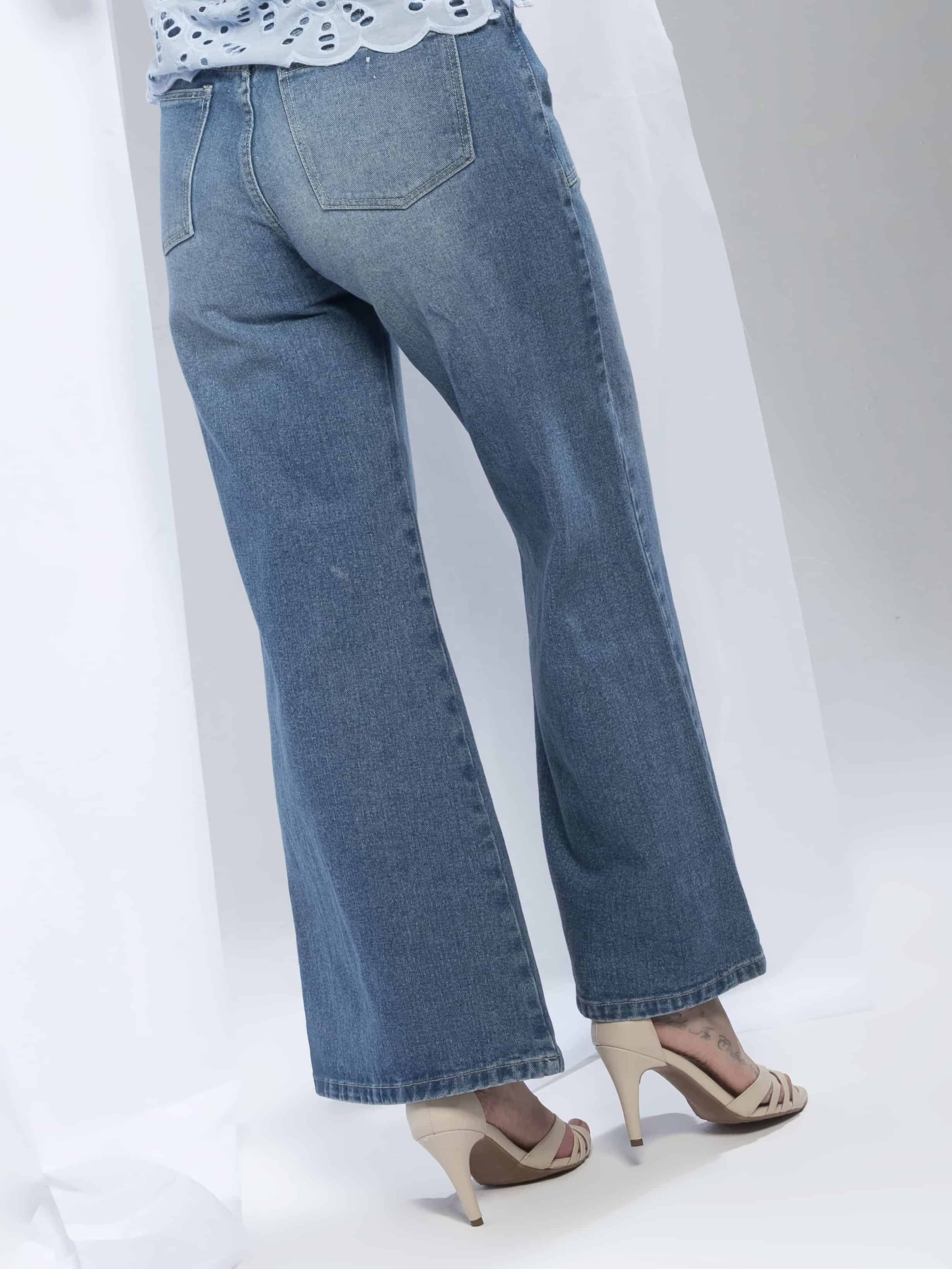 JEAN ARIZONA