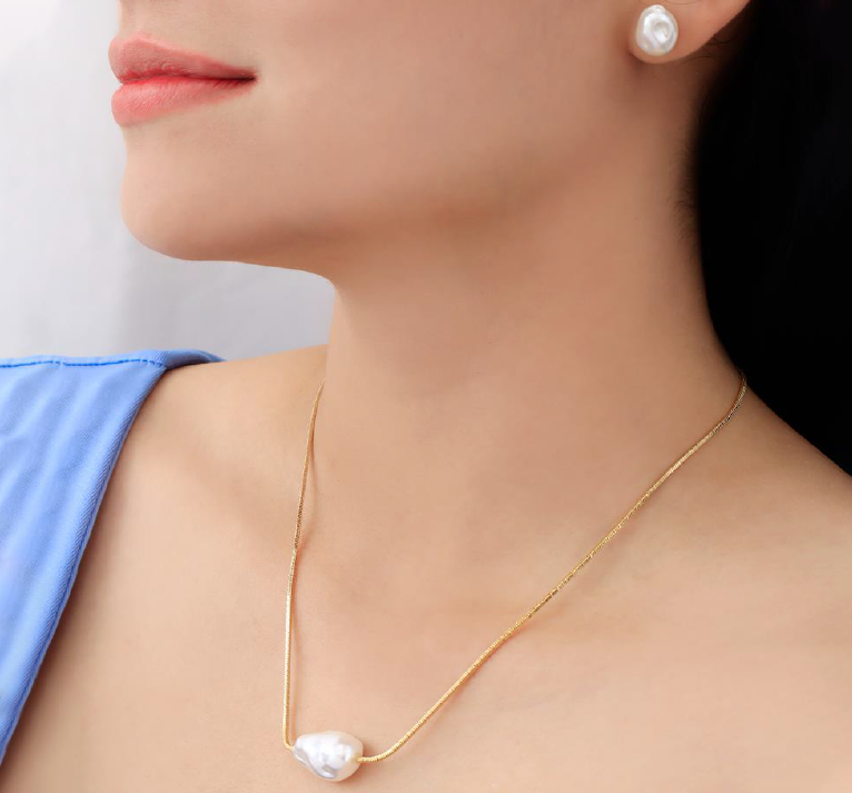 Set de Collar y Aretes con Perla Barroca Natural
