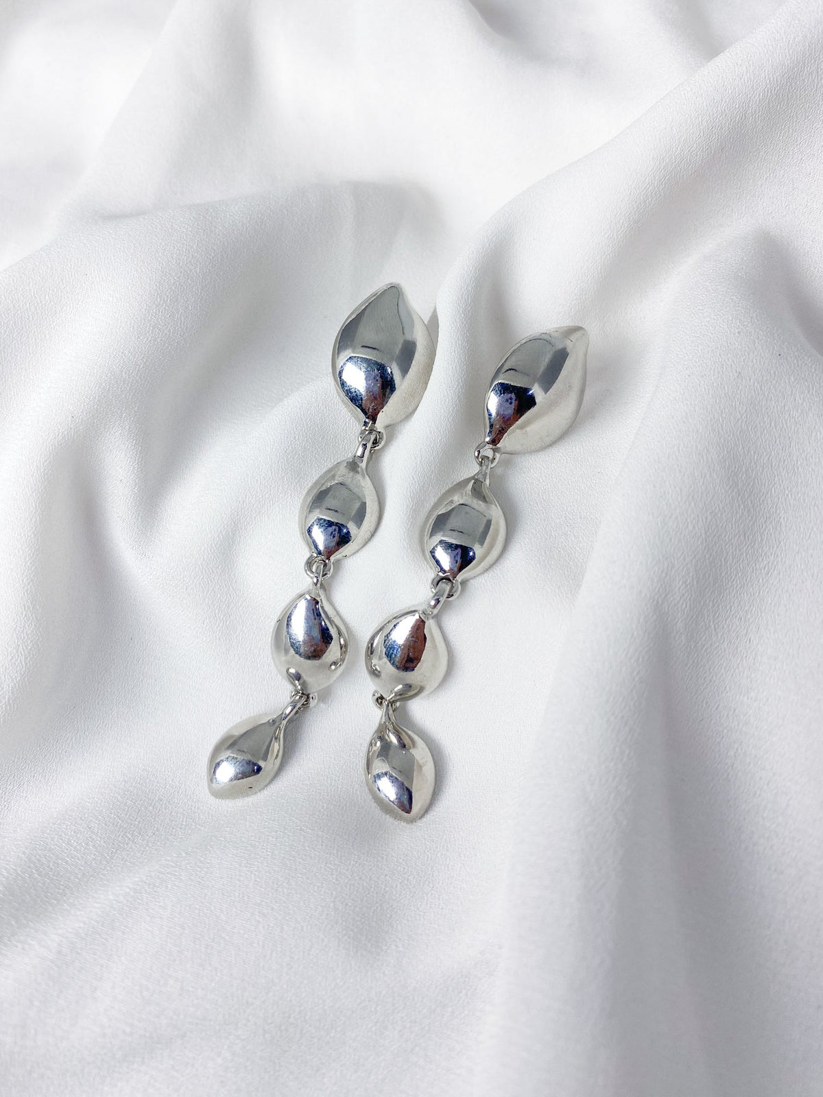 OBSEQUIO | ARETES GOTAS LARGO